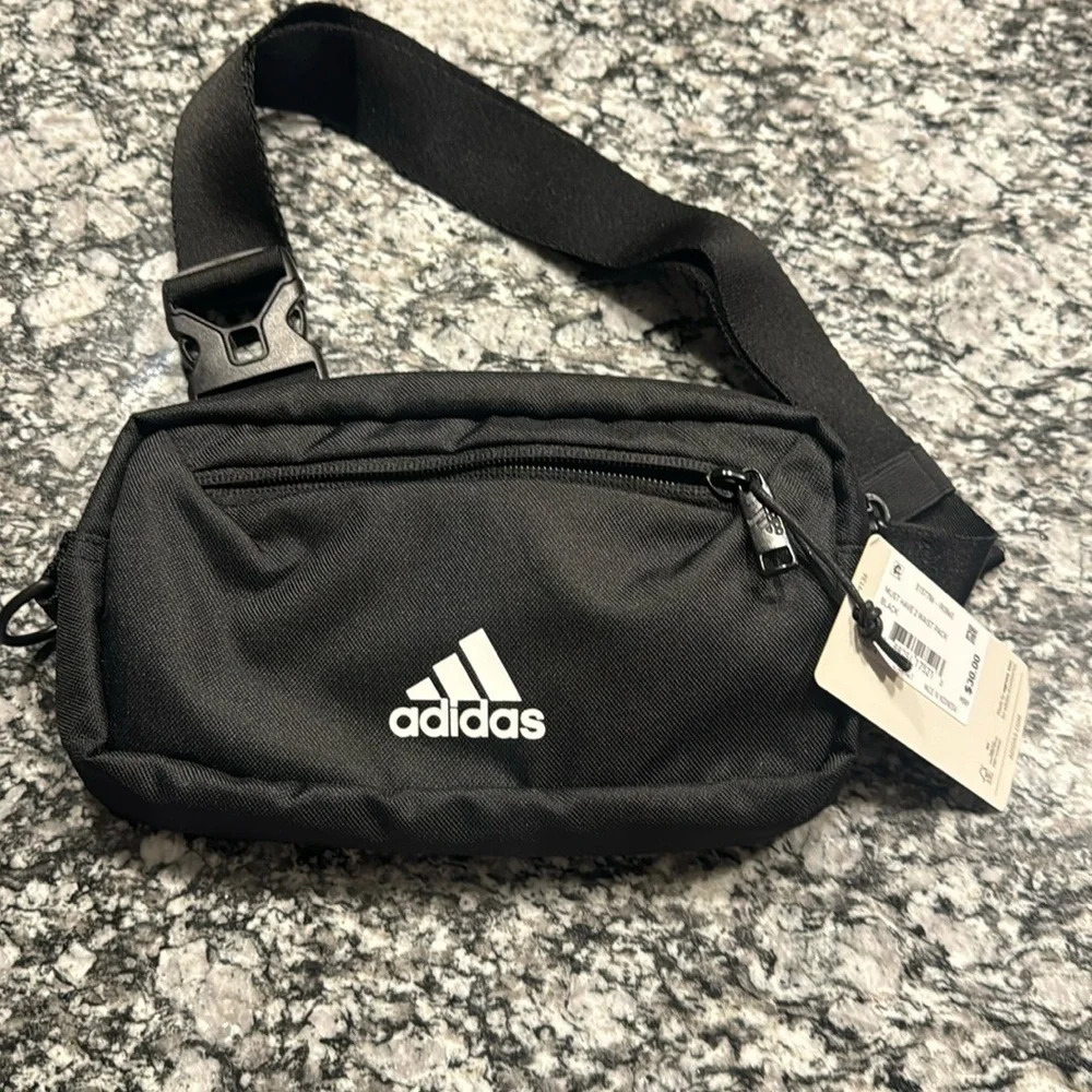 Adidas must have 2 waist pack